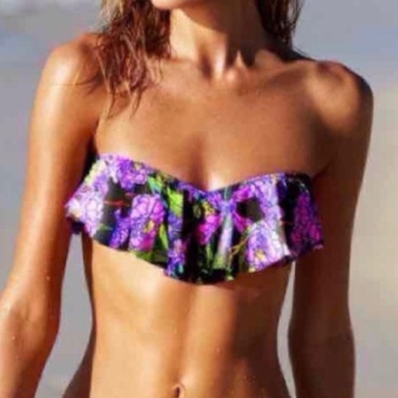 Victoria's Secret Other - Victoria’s Secret Tapestry flounce bikini …